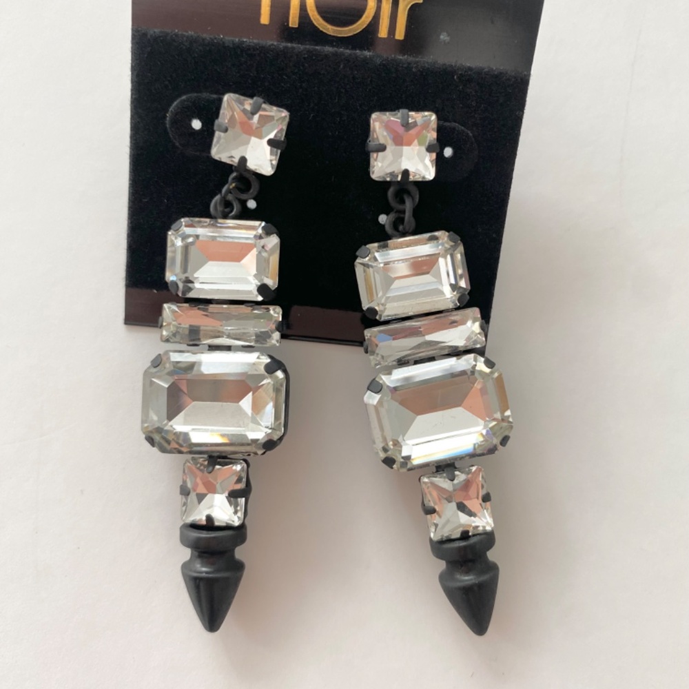 Noir nightfall drop earrings